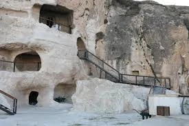 Hasankeyf'teki Tarihi Mağaralar Turizme Açılıyor