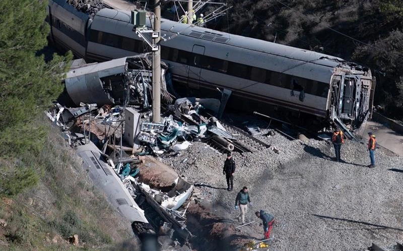 İspanya'da Trajik Tren Kazası ve Soru İşaretleri