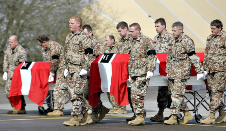 Trump, İngiliz Askerlerini Afganistan'da Övdü
