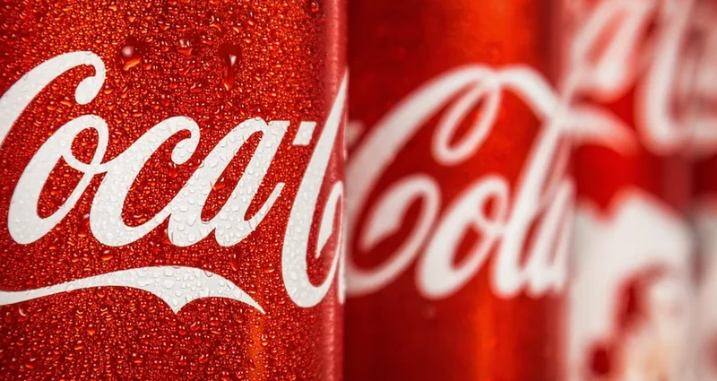 Coca-Cola Hisseleri Talep Endişeleriyle %4 Düştü