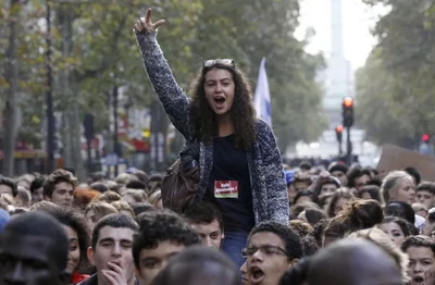 Fransa'nın Göçmen Botlarıyla İlgili Taahhüdü Geri Çekmesi