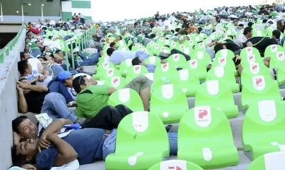 Meksika'da Futbol Sahasında Silahlı Saldırı