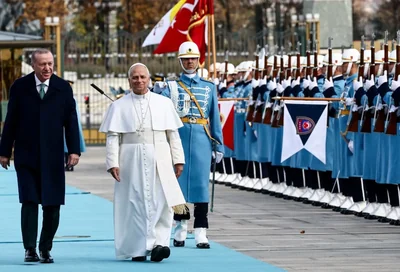 Papa Leo Türkiye Ziyaretini Tamamladı ve Lübnan'a Gitti