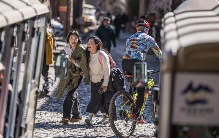 Yunnan'ın Açılım Çabaları Yabancı Diplomatlardan Tam Not Aldı