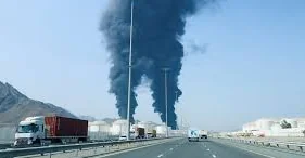 Fucairah'da Yangın Sonrası Petrol Operasyonları Askıya Alındı