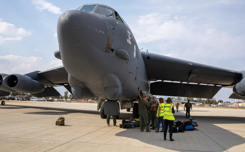 Romanya, ABD Uçaklarına Hava Üssü İzni Verdi
