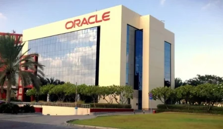 Dubai'deki Oracle Binasına Düşen Parçalar ve Etkileri